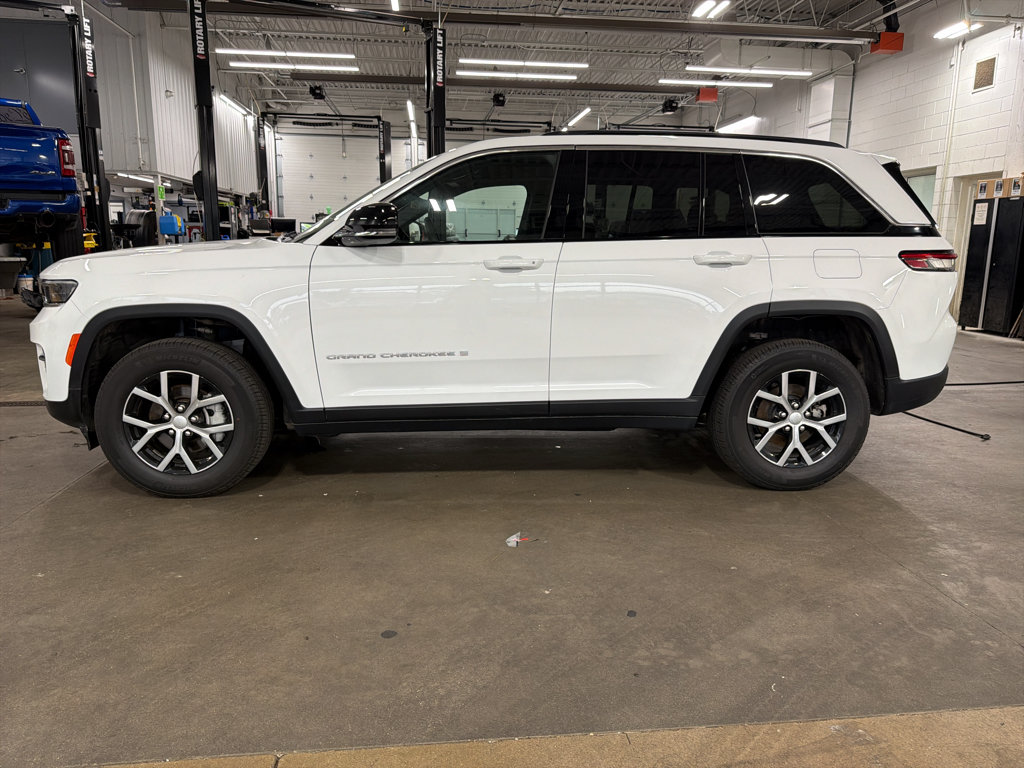 jeep grand cherokee 2024 1C4RJHBG6RC179752 image jeep grand cherokee 2024 1C4RJHBG6RC179752 image